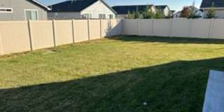 Great 4 bed 2.5 bath home with 2600 sq ft! Kuna Home with lots of room just off N Ten Mile Rd and Columbia. Great 4 bed 2.5 bath home with 2600 sq ft! Kuna Home with lots of room just off N Ten Mile Rd and Columbia. Gallery 32