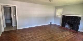 Charming 3-Bedroom Stone Home with Spacious Yard Gallery 4