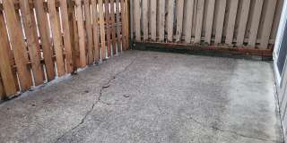 Townhouse Square Gallery 19