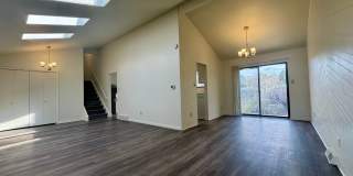 Beautiful 5 bedroom 2.5 bathroom home available NOW!!! Gallery 6