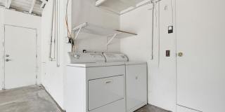 2919 Maxwell St Gallery 26