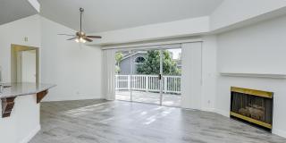 Remodeled 3 Bed Penthouse Condo Gallery 1