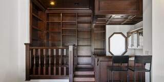 1478 Sunset Plaza Drive Gallery 4