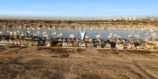 Exquisite Beachfront Luxury on Balboa Peninsula Double Lot Gallery 75