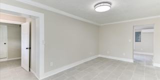 325 Meridian Avenue Gallery 9