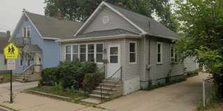 606 North Baird Street Gallery 1