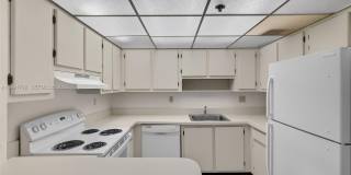 3100 W Rolling Hills Cir Gallery 6