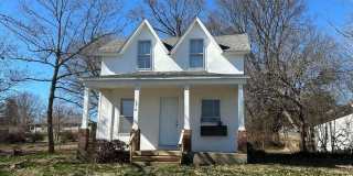 1210 Oak Street Gallery 1