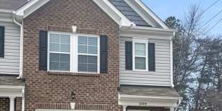 Modern 3 Bedroom Townhouse in Henrico Gallery 1