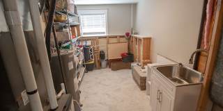 Modern 4bd Home - Fully Furnished Utilities Included Gallery 35