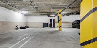 5132 West Maplewood Avenue, #202 Gallery 31