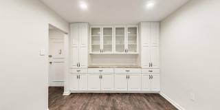 7420 LAKEVIEW Drive unit: W205 Gallery 14