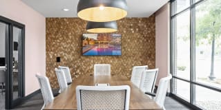 The Otis at Fort Ben Gallery 9