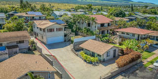 South Maui 2 Bedroom / 1 Bathroom Unfurnished downstairs unit  - Almost all Utiilities included! Peekaboo Ocean View! Gallery 1