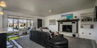 Fully Furnished Home in Putnam Heights + All Appliances Gallery 8
