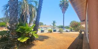 Single Story Senior Home 55+ community- Newly Remodeled- Ready To Move In. Gallery 39