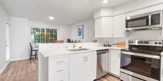 Waters Edge Gallery 18