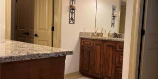 1223 Gruene Vintage Gallery 18