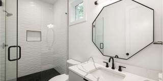 2742 Winding Lane NE Gallery 24