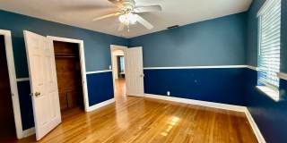 Euclid/Woodlawn Roommate Dream 4/3 home Gallery 29