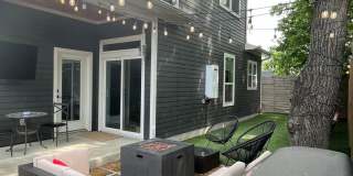 Beautiful 2 bedroom/2.5 bath in the heart of East Austin Gallery 3