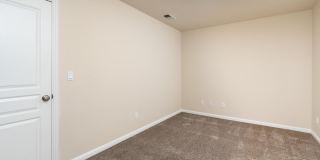 Modern 2 Bedroom Condo Featuring Main Level Bonus Room and Two Ensuite Bedrooms Gallery 7