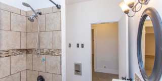 4 Bedroom Home!! Gallery 20