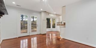 2621 JOHN MILTON Drive Gallery 19