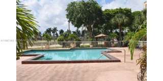 8215 Lake Dr Gallery 29