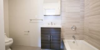 213 W 70th St Gallery 9