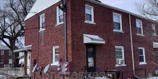 506 Middle St. Gallery 12