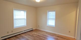 127 Carlisle St 2nd floor Gallery 13