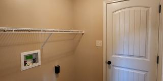 $1650 - 3 Bedroom 2 Bath Ranch Home Gallery 21