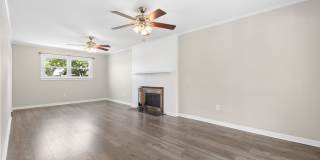 **WATERFRONT RENTAL WITH DEEP WATER ACCESS in Grandview Shores!** Gallery 5