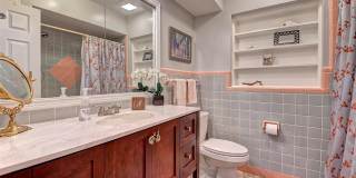 3605 IROQUOIS Avenue Gallery 21
