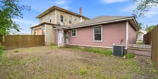 1301 S Palmetto Gallery 19