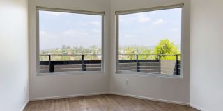 845 N La Fayette Park Pl Gallery 1