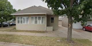 5 Bedroom 2 Bathroom House for Rent Gallery 1