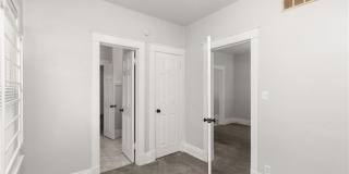Charming Renovated 2 Bedroom Bungalow Gallery 17