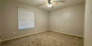527 N Village Creek Parkway Gallery 15