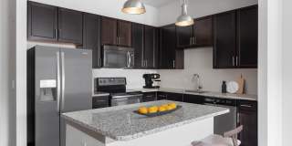 Crest at Park Central Apartments Gallery 6