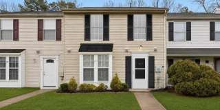 127 VILLA KNOLL Court Gallery 1