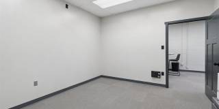 1092 Ohio Street Gallery 18