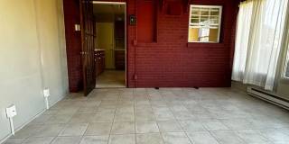 Spacious 2 Bedroom Home with Sunroom and Plenty of Storage! Gallery 8