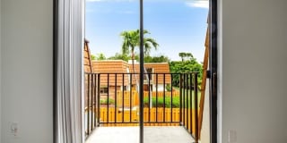 1418 Park Shore Circle Gallery 19
