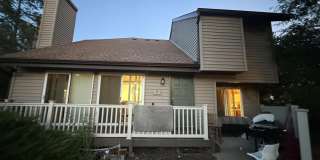 9 Cotswold Circle Gallery 1