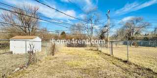 Two Bedroom Ranch Style Duplex Home in Grandview - Featuring Plenty of Natural Light, Fenced Yard, Faux Wood Floors with Refrigerator/Washer/Dryer Included! Gallery 20