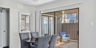 River Oaks Gallery 6