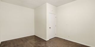 1818 Pelham Ave Gallery 9