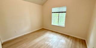Gorgeous 2 Bedroom/2 Bathroom Condo with NEW FLOORING at Centerra!  Great Location for Commuters! Gallery 13
